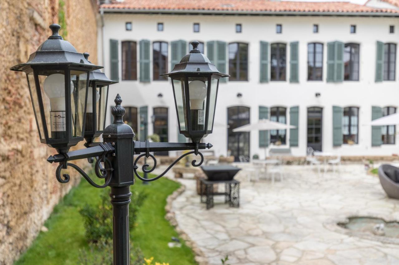Le Logis D'augustin Bed & Breakfast Mont-de-Marsan